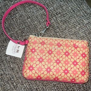 NWT Coach Khaki & Magenta Wristlet